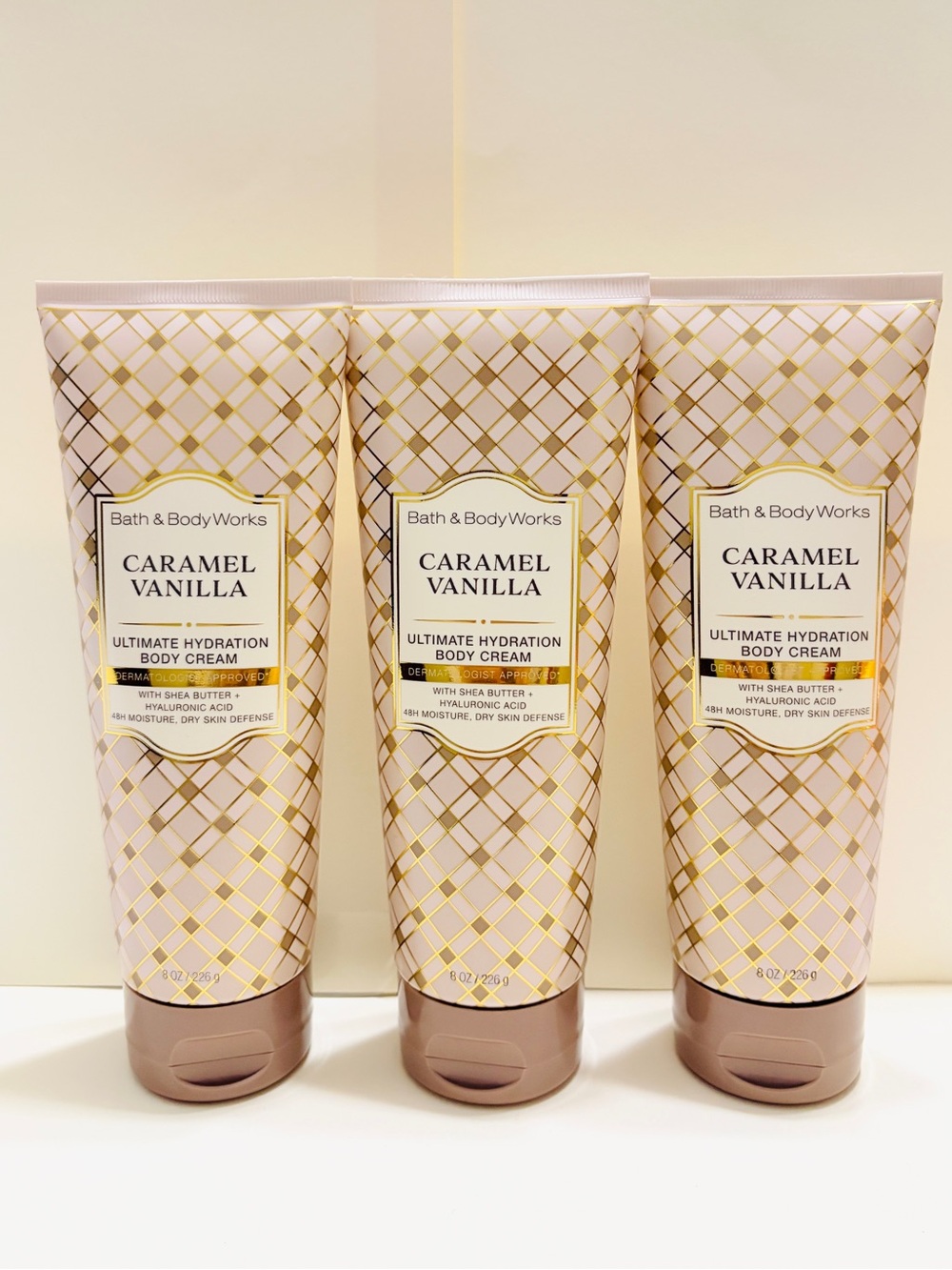 Bath & Body Works Caramel Vanilla Ultimate Hydration Body Cream - pack of 3